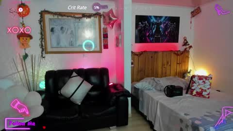 Lauren online show from 2, 2, 2025