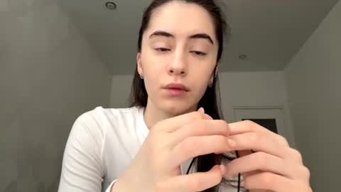 laurenadupuy online show from 17, 6, 2026