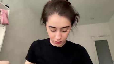 laurenadupuy online show from 28, 6, 2026