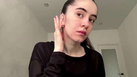 laurenadupuy online show from 19, 7, 2026