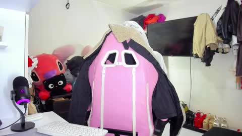 SF online show from 8, 10, 2025