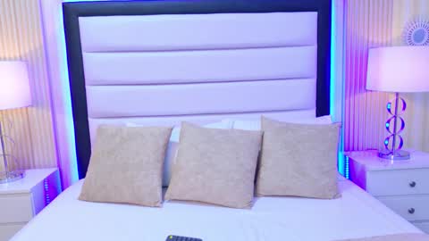 Snapshot of laurenhazeel chatting on 25, 2, 2026 Lauren online show from 25, 2, 2026