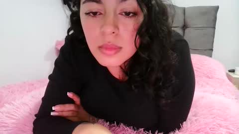 laurenhot94 online show from 22, 12, 2025