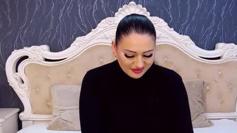 Laura online show from 16, 12, 2025