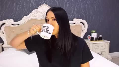 Laura online show from 9, 7, 2026