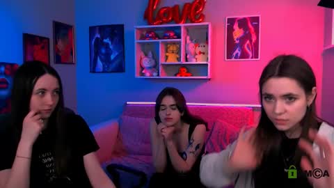 Laure online show from 27, 3, 2026