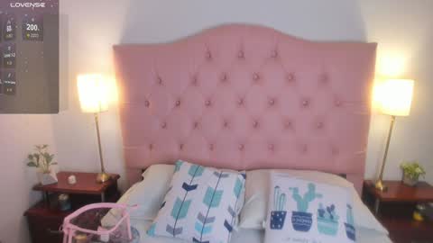 laurenn_smitth online show from 27, 1, 2025