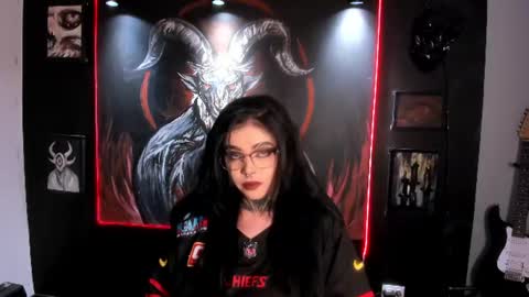 Snapshot of laurenrousexx chatting on 27, 6, 2026 LAUREN INDEPENDENT MODEL HELP ME REACH 100 LIKES PLS online show from 27, 6, 2026