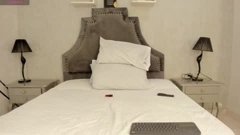 Lauren  online show from 11, 11, 2025