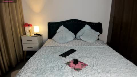 daniela angel     online show from 28, 1, 2025