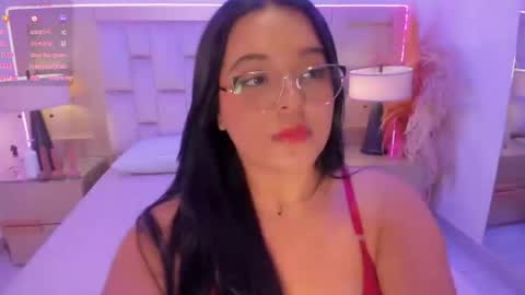 laurentt___ online show from 14, 7, 2026