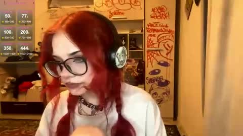 Snapshot of laurettecipro chatting on 3, 6, 2026 Eva online show from 3, 6, 2026
