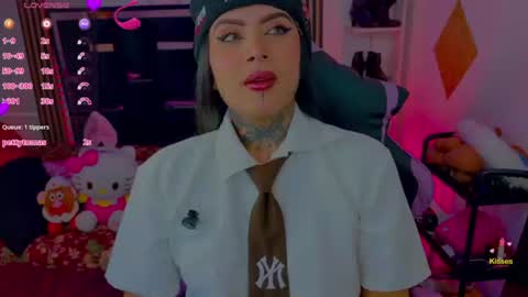 Snapshot of lauri_ink chatting on 28, 6, 2026 lauri online show from 28, 6, 2026