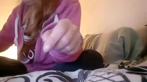 lauriehotxxx online show from 17, 12, 2025