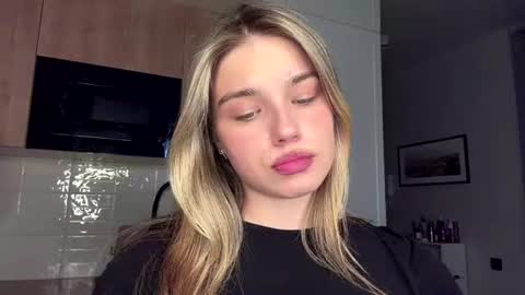 Bella online show from 3, 7, 2026