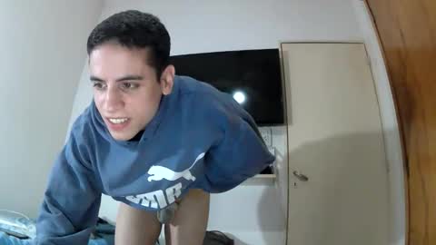 Snapshot of lauti_twink chatting on 25, 11, 2025 Lautaro online show from 25, 11, 2025