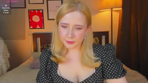 Snapshot of lavender_tender chatting on 29, 4, 2026 Lav online show from 29, 4, 2026