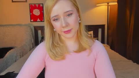 Snapshot of lavender_tender chatting on 6, 5, 2026 Lav online show from 6, 5, 2026