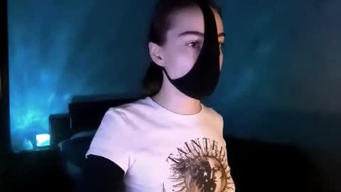 Lavinda online show from 3, 12, 2025