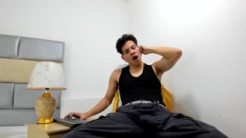 ZAmbrano online show from 8, 3, 2025