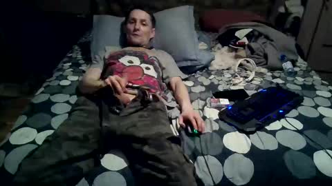 laydayy online show from 19, 4, 2026