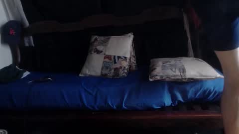 Laye19 online show from 28, 9, 2025