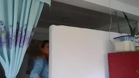 layla_astrum online show from 6, 11, 2025