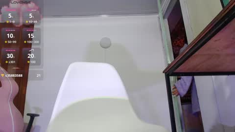 laylafoxy_tay online show from 29, 1, 2025