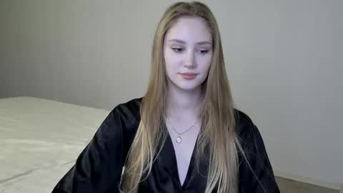 LaylaPretty001 online show from 14, 1, 2025
