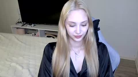Snapshot of laylapretty001 chatting on 25, 6, 2026 LaylaPretty001 online show from 25, 6, 2026