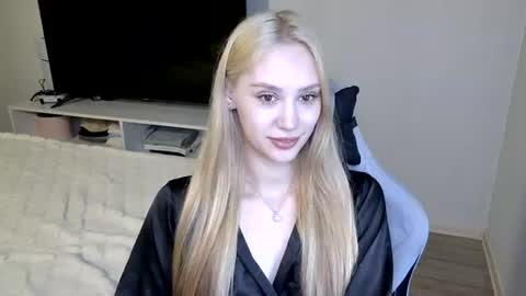 Snapshot of laylapretty001 chatting on 10, 7, 2026 LaylaPretty001 online show from 10, 7, 2026