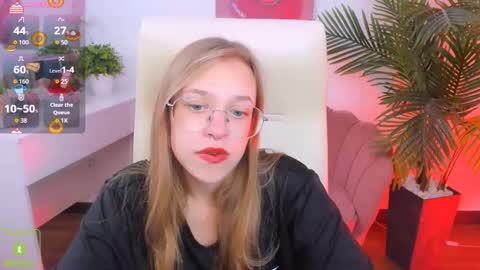 layriantavee online show from 11, 9, 2025