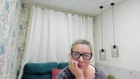 Lea online show from 4, 4, 2026