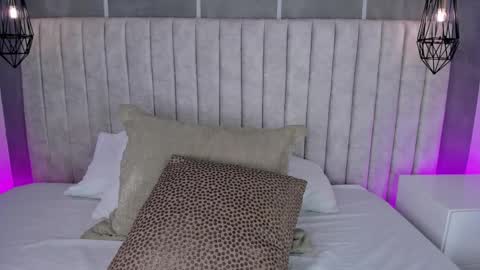 Snapshot of lea_gray chatting on 7, 2, 2026 online show from 7, 2, 2026