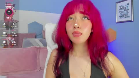 Snapshot of leah_cherry chatting on 15, 4, 2026 Leah online show from 15, 4, 2026