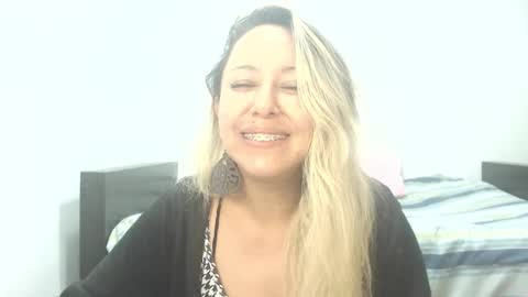 leah_susman online show from 24, 10, 2025