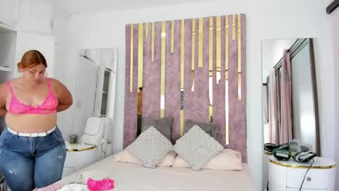 Leah  online show from 22, 2, 2025