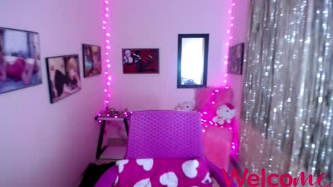 Leandra online show from 20, 2, 2025