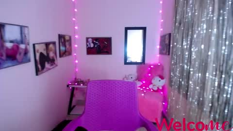 Leandra online show from 28, 2, 2025