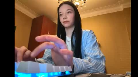 Eliza online show from 12, 3, 2026