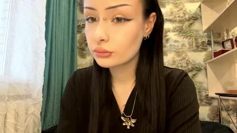 Kiki online show from 14, 4, 2026