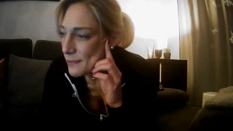 LeaSofia online show from 11, 1, 2026