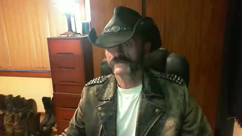 leathergreaser online show from 24, 5, 2026