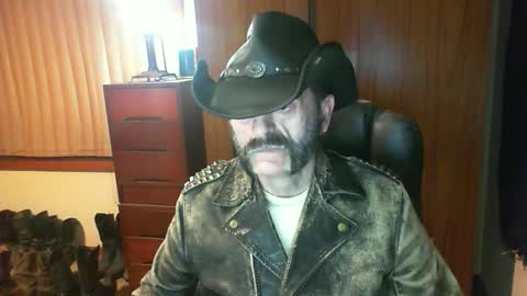 leathergreaser online show from 28, 5, 2026