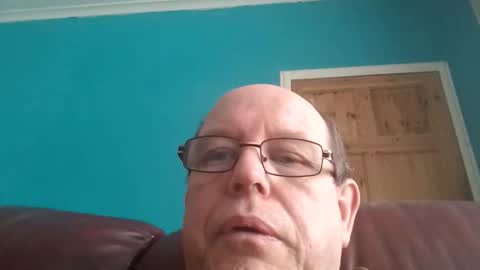 leatherpants68 online show from 29, 3, 2026