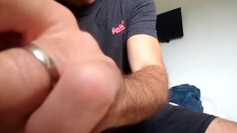 lebrun1985 online show from 3, 6, 2026