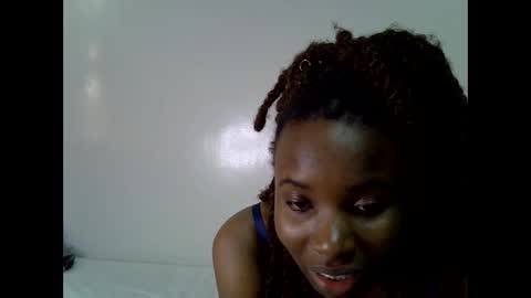 Snapshot of lee_shaz chatting on 25, 5, 2026 lee baby online show from 25, 5, 2026