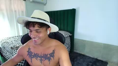 Snapshot of lei_77 chatting on 7, 2, 2026 Lei online show from 7, 2, 2026