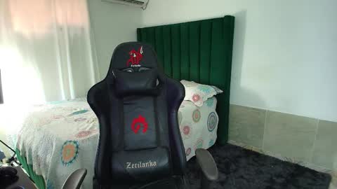 Snapshot of lei_77 chatting on 19, 2, 2026 Lei online show from 19, 2, 2026