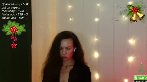 hey Im Leia and I love rock  online show from 14, 12, 2024